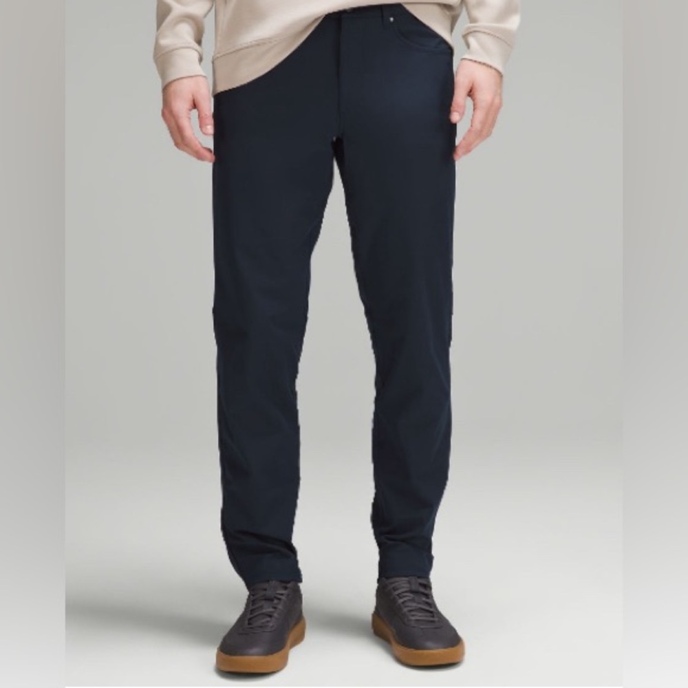 Men’s lululemon navy ABC pants size 33 x 30